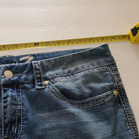 Seven7 women's Jeans sz.16 wide leg ,emblished Pockets - Picture 9 of 13